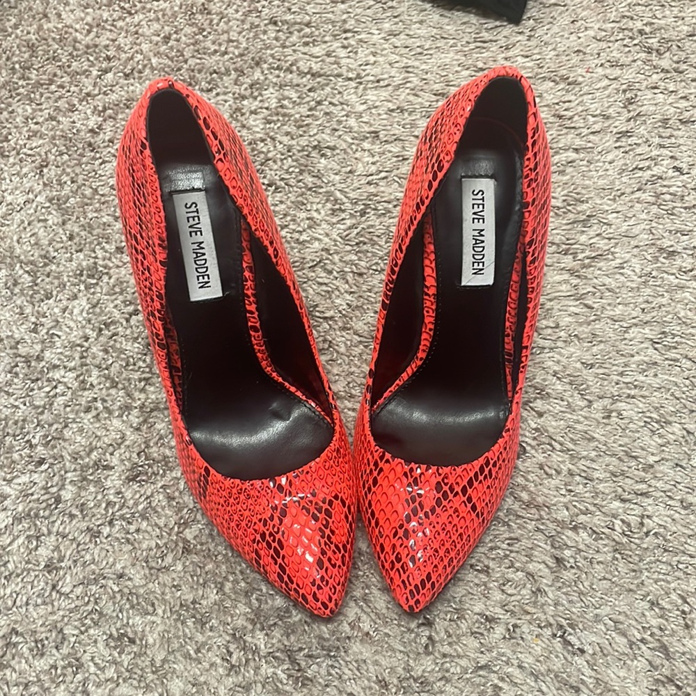 Steve Madden heels